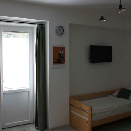 Apartment In - Balaton 53480 Zamardi